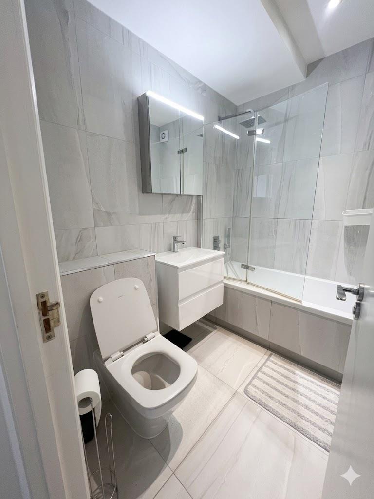 34-35 Grand Parade, Haringey